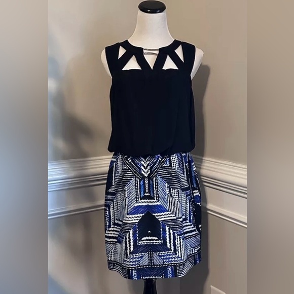 Bisou Bisou Open Back Dress 10 Black Blue White Ikat Geometric Michelle Bohbot - Picture 2 of 10